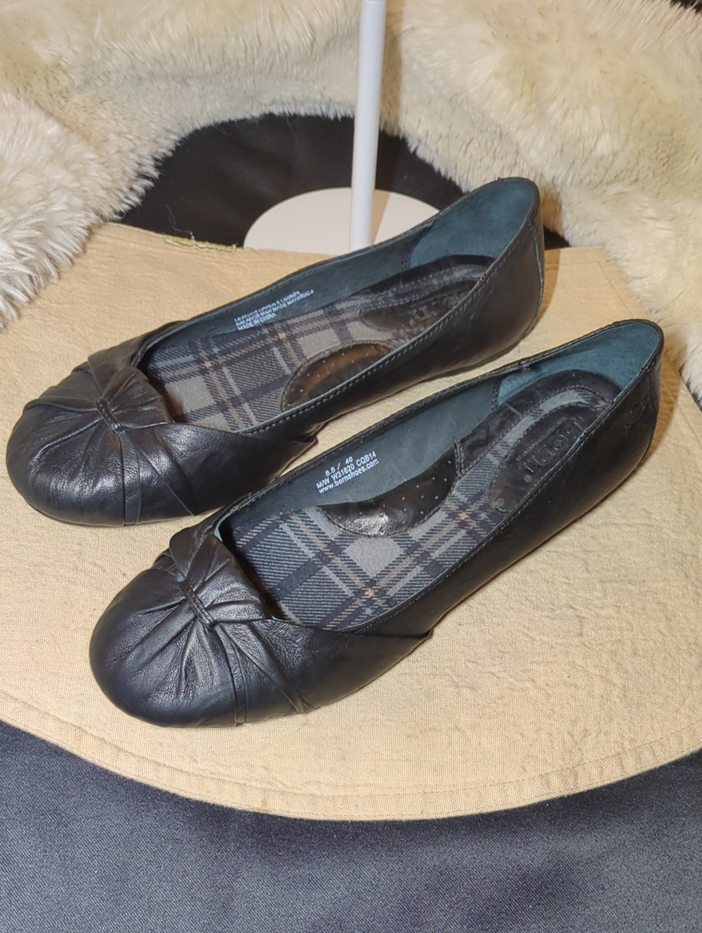 Born Adele Women's Black Leather Ballet Flats - Comfort Insole Style#W31620 $35